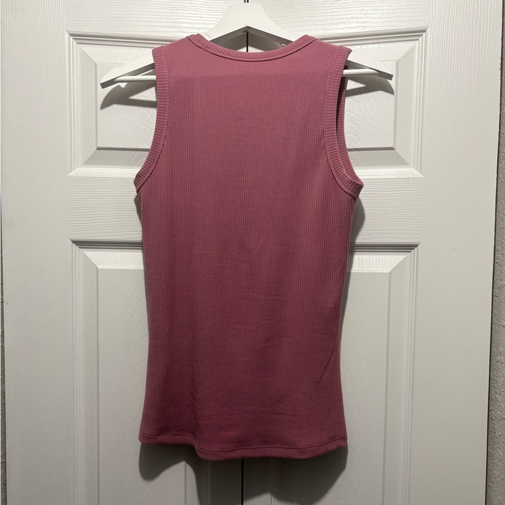 Woolx Raegan sleeveless top - Picture 2 of 4